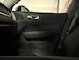Volvo XC60 T6 AWD Recharge Plus Dark | Harman Kardon | All Season banden | Adaptieve Cruise Control | Stoelverwarming voor+achter | Stuurwielverwarming | Standkachel met Volvo On Call App | Full LED Meesturende koplampen | Pilot Assist | Elektrische voorstoelen geheugen | Lederen bekleding | Zitting verlenging voorstoelen | Schuifdak | Parkeercamera | Google Infotainment | Keyless Drive | Parkeersensoren voor+achter | Privacy Glass | DAB Radio | Apple Carplay/Android Auto | Draadloos telefoon opladen | Volvo On Call met mobiele App functie | Platinum Grey Metallic |