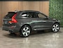 Volvo XC60 T6 AWD Recharge Plus Dark | Harman Kardon | All Season banden | Adaptieve Cruise Control | Stoelverwarming voor+achter | Stuurwielverwarming | Standkachel met Volvo On Call App | Full LED Meesturende koplampen | Pilot Assist | Elektrische voorstoelen geheugen | Lederen bekleding | Zitting verlenging voorstoelen | Schuifdak | Parkeercamera | Google Infotainment | Keyless Drive | Parkeersensoren voor+achter | Privacy Glass | DAB Radio | Apple Carplay/Android Auto | Draadloos telefoon opladen | Volvo On Call met mobiele App functie | Platinum Grey Metallic |