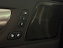 Volvo XC60 T6 AWD Recharge Plus Dark | Harman Kardon | All Season banden | Adaptieve Cruise Control | Stoelverwarming voor+achter | Stuurwielverwarming | Standkachel met Volvo On Call App | Full LED Meesturende koplampen | Pilot Assist | Elektrische voorstoelen geheugen | Lederen bekleding | Zitting verlenging voorstoelen | Schuifdak | Parkeercamera | Google Infotainment | Keyless Drive | Parkeersensoren voor+achter | Privacy Glass | DAB Radio | Apple Carplay/Android Auto | Draadloos telefoon opladen | Volvo On Call met mobiele App functie | Platinum Grey Metallic |