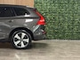 Volvo XC60 T6 AWD Recharge Plus Dark | Harman Kardon | All Season banden | Adaptieve Cruise Control | Stoelverwarming voor+achter | Stuurwielverwarming | Standkachel met Volvo On Call App | Full LED Meesturende koplampen | Pilot Assist | Elektrische voorstoelen geheugen | Lederen bekleding | Zitting verlenging voorstoelen | Schuifdak | Parkeercamera | Google Infotainment | Keyless Drive | Parkeersensoren voor+achter | Privacy Glass | DAB Radio | Apple Carplay/Android Auto | Draadloos telefoon opladen | Volvo On Call met mobiele App functie | Platinum Grey Metallic |
