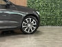 Volvo XC60 T8 AWD Recharge Ultimate Dark Long Range | Luchtvering | Trekhaak | 360° Camera | 455pk | Head-Up Display | Harman Kardon | Adaptieve Cruise Control | Stoelverwarming voor+achter | Stuurwielverwarming | Standkachel met Volvo On Call App | Schuifdak | Full LED Meesturende koplampen | Pilot Assist | BLIS Dode Hoek Detectie | Elektrische voorstoelen geheugen | Lederen bekleding | Zitting verlenging voorstoelen | Lederen dashboard | 20 Inch | Google Infotainment | Keyless Drive | Elektrisch bedienbare achterklep | DAB Radio | Apple Carplay/Android Auto | Alarm Klasse III | Draadloos telefoon opladen | Volvo On Call met mobiele App functie | Platinum Grey Metallic |
