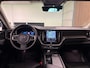 Volvo XC60 T8 AWD Recharge Ultimate Dark Long Range | Luchtvering | Trekhaak | 360° Camera | 455pk | Head-Up Display | Harman Kardon | Adaptieve Cruise Control | Stoelverwarming voor+achter | Stuurwielverwarming | Standkachel met Volvo On Call App | Schuifdak | Full LED Meesturende koplampen | Pilot Assist | BLIS Dode Hoek Detectie | Elektrische voorstoelen geheugen | Lederen bekleding | Zitting verlenging voorstoelen | Lederen dashboard | 20 Inch | Google Infotainment | Keyless Drive | Elektrisch bedienbare achterklep | DAB Radio | Apple Carplay/Android Auto | Alarm Klasse III | Draadloos telefoon opladen | Volvo On Call met mobiele App functie | Platinum Grey Metallic |