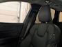 Volvo XC60 T8 AWD Recharge Ultimate Dark Long Range | Luchtvering | Trekhaak | 360° Camera | 455pk | Head-Up Display | Harman Kardon | Adaptieve Cruise Control | Stoelverwarming voor+achter | Stuurwielverwarming | Standkachel met Volvo On Call App | Schuifdak | Full LED Meesturende koplampen | Pilot Assist | BLIS Dode Hoek Detectie | Elektrische voorstoelen geheugen | Lederen bekleding | Zitting verlenging voorstoelen | Lederen dashboard | 20 Inch | Google Infotainment | Keyless Drive | Elektrisch bedienbare achterklep | DAB Radio | Apple Carplay/Android Auto | Alarm Klasse III | Draadloos telefoon opladen | Volvo On Call met mobiele App functie | Platinum Grey Metallic |