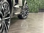 Volvo XC60 T8 AWD Recharge Ultra Dark | Facelift | Stoelventilatie | Trekhaak | 360° Camera | Stoelmassage | 455pk | Head-Up Display | Harman Kardon | Adaptieve Cruise Control | Stoelverwarming voor+achter | Stuurwielverwarming | Full LED Meesturende koplampen | Gelamineerde/geluidwerende zijruiten | Pilot Assist | BLIS Dode Hoek Detectie | Elektrische voorstoelen geheugen | Nappa Lederen bekleding | Zitting verlenging voorstoelen | Lederen Dashboard | Schuifdak | 21 Inch | Google Infotainment | Keyless Drive | Parkeersensoren voor+achter | Privacy Glass | Elektrisch bedienbare achterklep | Alarm Klasse III | DAB Radio | Apple Carplay/Android Auto | Draadloos telefoon opladen | Volvo On Call met mobiele App functie | Onyx Black Metallic |