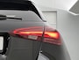 Mercedes-Benz A-klasse 250 e Business Solution AMG | Nightpakket | Smartphone-integratie | Panoramaschuifdak | Multibeam LED | Stoelverwarming voor |