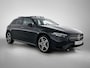 Mercedes-Benz A-klasse 250 e Business Solution AMG | Nightpakket | Advanced sound system | Dodehoekassistent | Panoramaschuifdak | Smartphone-integratie | |
