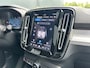 Volvo XC40 2.0 B4 Plus Dark | Pano | 360 camera | Nubuck bekleding | 20" velg | Pixel-LED | Harman/Kardon | Memory |
