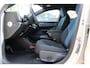 Volvo EX30 Cross Country P5 Long Range Plus Europa 69 kWh | 19-inch lichtmetalen velgen | Verwarmbare voorstoelen en stuurwiel | Elektrisch verstelbare voorstoelen | Extra getint glas achter | Google navigatie systeem | Parkeer camera achter | Parkeersensoren voor- en achter | Adaptieve cruise control | BLIS (dode hoek spiegel) | Zwart dak | Zwarte spiegel kappen |