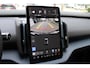 Volvo EX30 Cross Country P5 Long Range Plus Europa 69 kWh | 19-inch lichtmetalen velgen | Verwarmbare voorstoelen en stuurwiel | Elektrisch verstelbare voorstoelen | Extra getint glas achter | Google navigatie systeem | Parkeer camera achter | Parkeersensoren voor- en achter | Adaptieve cruise control | BLIS (dode hoek spiegel) | Zwart dak | Zwarte spiegel kappen |