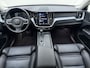 Volvo XC60 T5 252pk Automaat Momentum / Elektrische verstelbare stoelen / Keyless entry / Stoelverwarming / Trekhaak / Apple carplay /