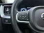 Volvo XC60 T5 252pk Automaat Momentum / Elektrische verstelbare stoelen / Keyless entry / Stoelverwarming / Trekhaak / Apple carplay /