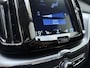 Volvo XC60 T5 252pk Automaat Momentum / Elektrische verstelbare stoelen / Keyless entry / Stoelverwarming / Trekhaak / Apple carplay /
