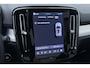 Volvo XC40 2.0 B4 Plus Black Edition | ACC | Panoramadak | 360° Camera | Harman/Kardon | Stoel+Stuurverwarming | 20 Inch