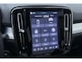 Volvo XC40 2.0 B4 Plus Black Edition | ACC | Panoramadak | 360° Camera | Harman/Kardon | Stoel+Stuurverwarming | 20 Inch