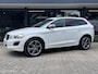 Volvo XC60 3.0 T6 R-Design|Adaptive Cruise control|Trekhaak afneembaar|Parkeercamera|Navi|Stoelverwarming