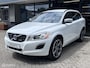Volvo XC60 3.0 T6 R-Design|Adaptive Cruise control|Trekhaak afneembaar|Parkeercamera|Navi|Stoelverwarming