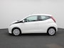 Toyota Aygo 1.0 VVT-i x-play CAMERA | AIRCO | RADIO | BLUETOOTH | CRUISE | LEDER-STUURWIEL | 12 MAANDEN BOVAG GARANTIE |