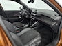 Peugeot e-2008 SUV EV GT Pack 50 kWh 136pk | Panorama/Schuifdak | Cruise Control Adaptief | Stoelverwarming | All Season Banden