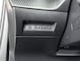 Peugeot e-2008 SUV EV GT Pack 50 kWh 136pk | Panorama/Schuifdak | Cruise Control Adaptief | Stoelverwarming | All Season Banden