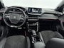 Peugeot e-2008 SUV EV GT Pack 50 kWh 136pk | Panorama/Schuifdak | Cruise Control Adaptief | Stoelverwarming | All Season Banden