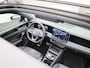 Volkswagen Tiguan 1.5 eHybrid R-Line Edition 204 PK | Demo | Automaat| Black Style | Panoramisch- en Kantel dak | 360' Camera | Travel Assist | Draadloze Apple carplay | Navigatie | Keyless | Ruiten getint | Achterklep elektrisch | Ergo stoelen | Dodehoeksensoren | Stoelverwarming |
