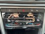 Volkswagen T-Roc 1.0 TSI 110pk Life · Camera · Apple/Android Car Play · Parkeer assistent · ACC · Clima · Draadloze Telefoonlader · Elek. Inklapbare Spiegels · Garantie t/m 28-03-2028 of 100.000km
