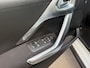 Peugeot 2008 1.2 PureTech Allure/ 1e EIG/ nap/ dealeronderhouden/ 1jaar apk/ volle opties/ zeer nette auto.