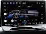 Volkswagen Golf 1.5 eHybrid Style Edition | HUD | Wegklapbare trekhaak | Stoel & stuurverwarming | Elektrisch verstelbare bestuurdersstoel + memory | 360° camera |
