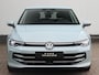 Volkswagen Golf 1.5 eHybrid Style Edition | HUD | Wegklapbare trekhaak | Stoel & stuurverwarming | Elektrisch verstelbare bestuurdersstoel + memory | 360° camera |