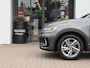 Volkswagen T-Roc 1.5 TSI R-Line Edition | Afneembare trekhaak | Stoelverwarming | Achteruitrijcamera | IQ.Light | Apple carplay / Android auto |