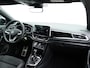 Volkswagen T-Roc 1.5 TSI R-Line Edition | Afneembare trekhaak | Stoelverwarming | Achteruitrijcamera | IQ.Light | Apple carplay / Android auto |