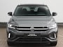 Volkswagen T-Roc 1.5 TSI R-Line Edition | Afneembare trekhaak | Stoelverwarming | Achteruitrijcamera | IQ.Light | Apple carplay / Android auto |