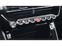 Peugeot e-2008 EV Active Pack 50 kWh SOH93% CarPlay LED Lane Clima