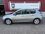 Peugeot 308 1.2 PureTech Active // Navi // Clima // PDC // 115 DKM NAP