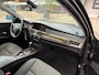 BMW 5-Serie 520i Executive AUTOMAT PDC PANO NEW APK