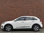 Kia Niro Hybrid 1.6 GDi DynamicLine | Trekhaak | Navigatie | Climate Control | Parkeersensoren Achter | Camera Achter | Apple Carplay | Android Auto |