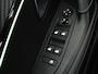 Peugeot e-2008 EV GT Pack 50 kWh | SOH 91,8% | Stoelverwarming | Adaptive cruise | Leder/Alcantara | Carplay | Keyless | Sfeerverlichting | Camera | Navigatie | Parkeerhulp | Full LED | Bluetooth