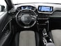 Peugeot e-2008 EV GT Pack 50 kWh | SOH 91,8% | Stoelverwarming | Adaptive cruise | Leder/Alcantara | Carplay | Keyless | Sfeerverlichting | Camera | Navigatie | Parkeerhulp | Full LED | Bluetooth