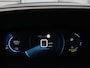 Peugeot e-2008 EV GT Pack 50 kWh | SOH 91,8% | Stoelverwarming | Adaptive cruise | Leder/Alcantara | Carplay | Keyless | Sfeerverlichting | Camera | Navigatie | Parkeerhulp | Full LED | Bluetooth