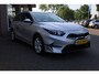 Kia Ceed Sportswagon 1.0 T-GDi DynamicLine FACELIFT CARPLAY CAMERA HALF-LEER CRUISE DRAADLOOS-LADEN DAB LANE-ASSIST HILD-HOLD CLIMA NAVI CRUISE PDC LMV