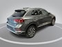 Volkswagen T-Roc 1.5 TSI 150pk DSG Style · Panoramadak · Camera · Apple/Android Car Play · Dodehoeksensor · IQ.Light · 17'' Inch ·