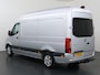 Mercedes-Benz Sprinter 316 CDI | Aut. | L2 H2 | 3500KG. AHW | Standkachel | LM Velgen | Parkeersensoren | Zijruit in schuifdeur | 3-zits | Trekhaak | Stoelverwarming | Navigatie | Parkeercamera