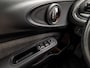 MINI Clubman 1.5 One Sport Automaat (FACELIFT, NAVIGATIE, DEALER ONDERHOUDEN, CLIMATE, STOELVERWARMING, LEDER, SPORTSTOELEN, GETINT GLAS, LED KOPLAMPEN, NIEUWSTAAT)