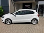 Volkswagen Polo 1.2 TSI Highline / UNIEKE KM STAND+NAP / CLIMA / ALU / NAVI / CRUISE / NL-AUTO !!!