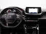 Peugeot 2008 1.2 PureTech 100 Allure Verwarmbare Voorstoelen | Camera | Parkeersensoren Voor en Achter | Cruise Control | Apple Carplay/Android Auto