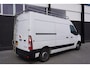 Renault Master 2.3 dCi 135PK L2H2 EURO 6 - Airco - Cruise - PDC - € 15.900,- Excl.