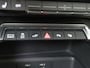 Audi A3 Sportback 40 TFSI S line | SoH 92% | Panoramadak | Navigatie Plus | Virtual cockpit Plus | Adaptieve cruise control | Parkeerassistent | Stoelverwarming | Lederen bekleding | Full LED verlichting |