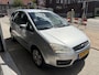 Ford C-Max Focus 2.0-16V Trend