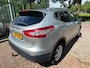 Nissan Qashqai 1.2 Connect Edition Automaat 1e eigenaar dealer onderhouden achteruit camera panorama dak camera cruis trekhaak