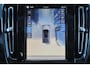 Volvo EC40 Performance Plus Black Edition 82 kWh - Panoramadak - IntelliSafe Assist & Surround - 360º Camera - Harman/Kardon audio - Verwarmde voorstoelen, stuur & achterbank - Parkeersensoren voor & achter - Elektr. bedienb. bestuurdersstoel met geheugen - Draadloze tel. lader - Extra getint glas - 20' LMV